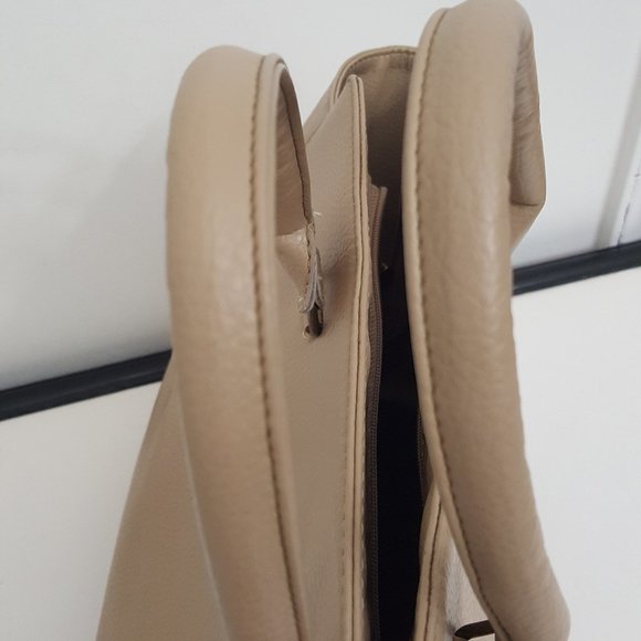 Women's MICHAEL KORS Large Luggage Beige Leather Satchel Bag Tote Handbag - Picture 16 of 16